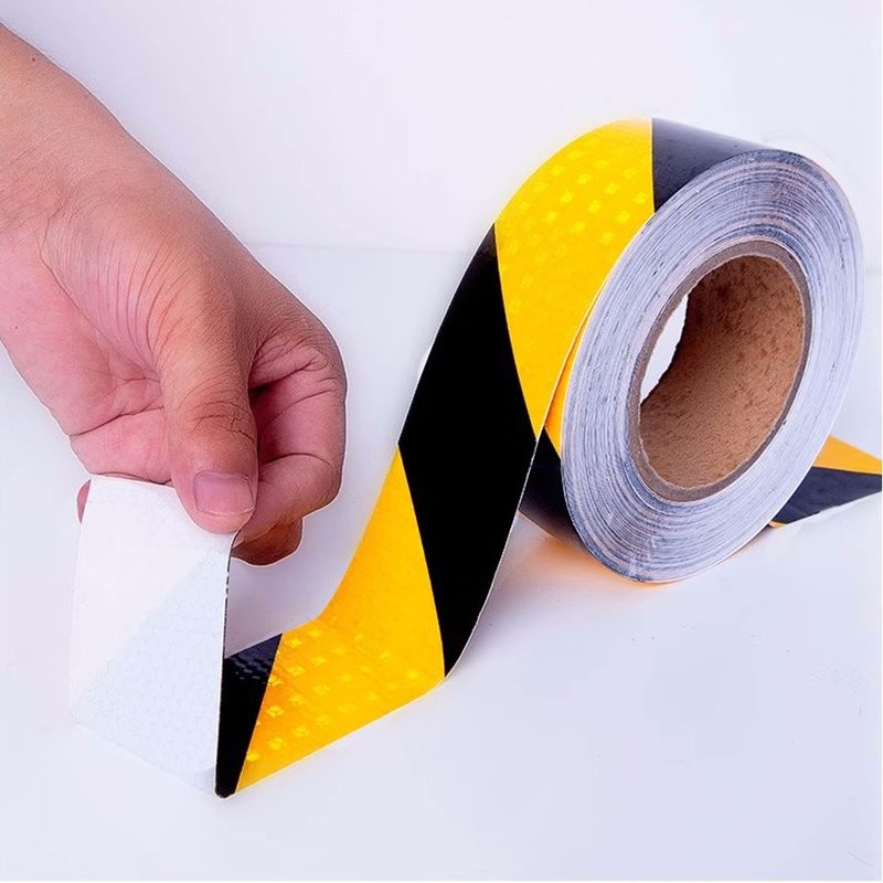 Autocollant de bande réfléchissante prismatique de haute intensité de 2 pouces pour marquer la zone de travail
