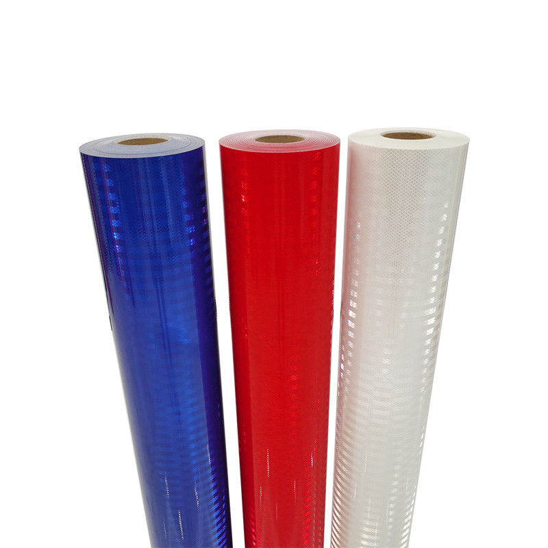 1.22*45.72m Feuille réfléchissante rouge / vert / bleu / blanc / jaune doré HIP / EGP / diamant de qualité pour le signe de sécurité routière