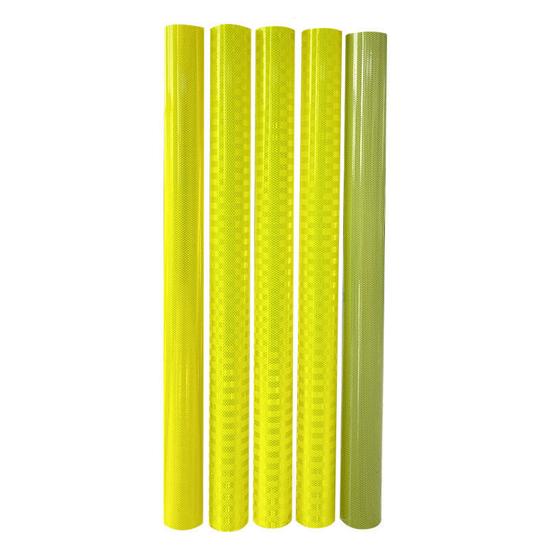 Fluorescent Jaune Vert Signe rigide Feuille réfléchissante haute intensité Prismatique avec visibilité 24 heures