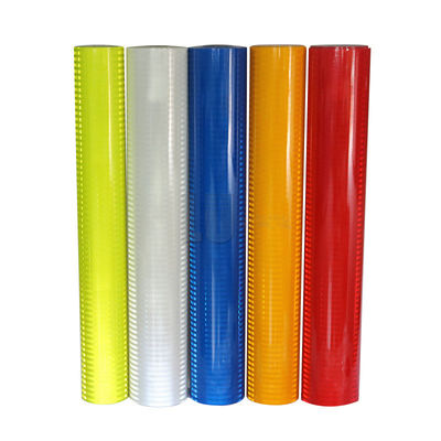 Bon prix Matériau PC Adhésif Prismatique Reflecteur Vinyle Pour Signes routiers Grade d'ingénierie en ligne