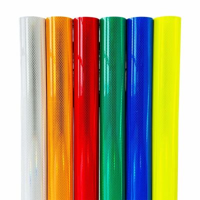 Bon prix 10 ans Grade diamant DG Matériau de feuille réfléchissante prismatique pour les panneaux de signalisation routière en ligne