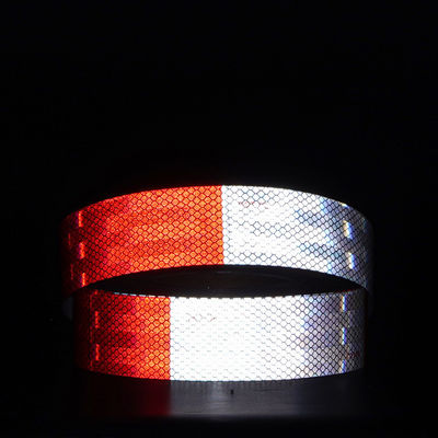 Bon prix Autocollant réfléchissant résistant à la décoloration Dot C2 Ruban réfléchissant rouge et blanc sur remorques en ligne