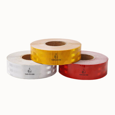 Bon prix Étiquette réfléchissante en PET prismatique ECE 104R pour véhicule en ligne