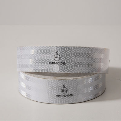 Bon prix HIP acrylique ECE 104 Avertissement de sécurité du véhicule Tape réfléchissante prismatique Hi Vis Blanc en ligne