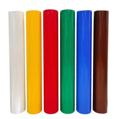 Bon prix Plaque réfléchissante prismatique de qualité Ingénieur Premium pour une visibilité améliorée des panneaux routiers en ligne