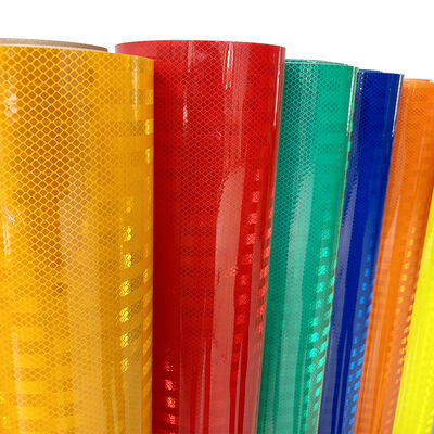 Bon prix Bâche réfléchissante PET micro-prismatique imprimable numériquement et résistante aux intempéries pour panneaux de signalisation en ligne