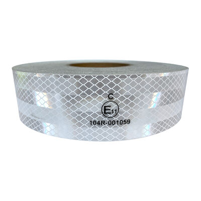 Bon prix ECE 104R Ruban réfléchissant avec technologie microprismatique en aluminium pour une visibilité du véhicule de 5 ans en ligne