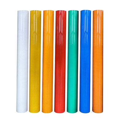 Bon prix Feuilles réfléchissantes flexibles en PVC de qualité commerciale pour panneaux publicitaires et d'avertissement en ligne