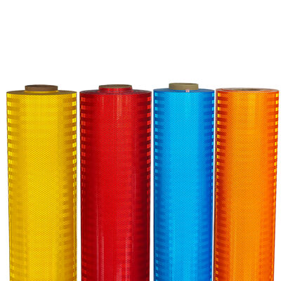 Bon prix Bandes réfléchissantes prismatiques à haute intensité (HIP) de type IV ASTM D4956 pour panneaux de signalisation routière en ligne